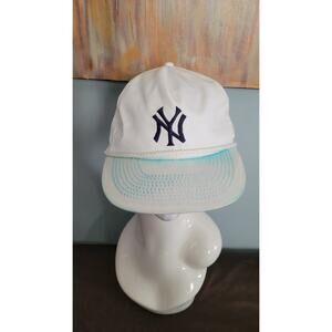 Vintage New York Yankees Snapback Hat White Green Undervisor Rope Cap MLB 90s